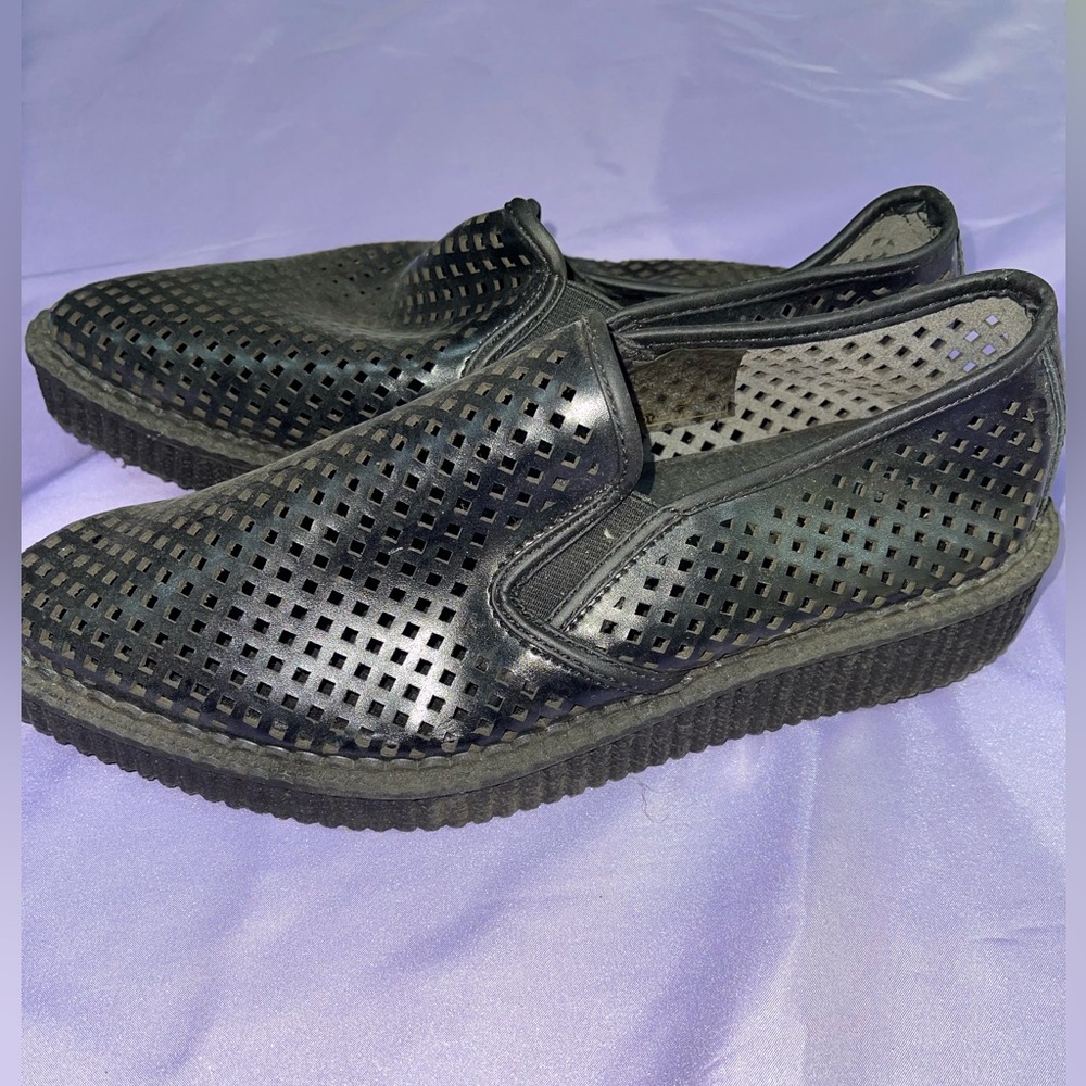 Tuk Pointed Low Slip on Creeper Black Diamond Perforated